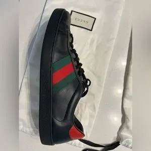 Gucci | Shoes | Tenis Gucci For Men Just Used 2 Times And  display picture 2